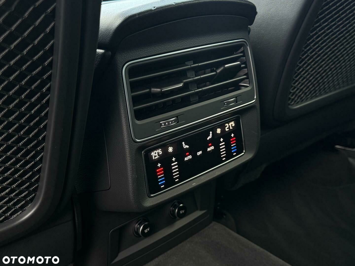 Audi Q8 - 34