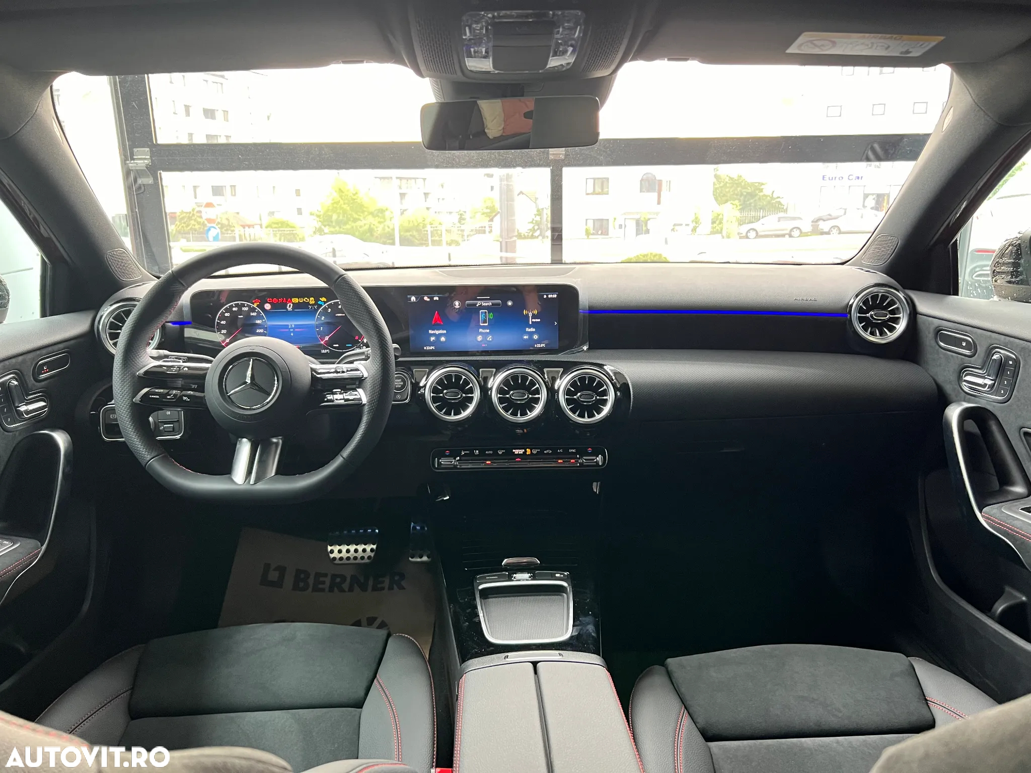 Mercedes-Benz A 200 MHEV 7G-DCT Sedan - 15