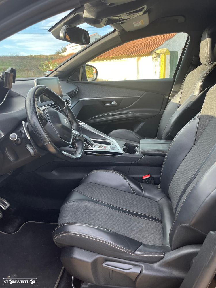 Peugeot 5008 1.5 BlueHDi GT Line J19 EAT8 - 11