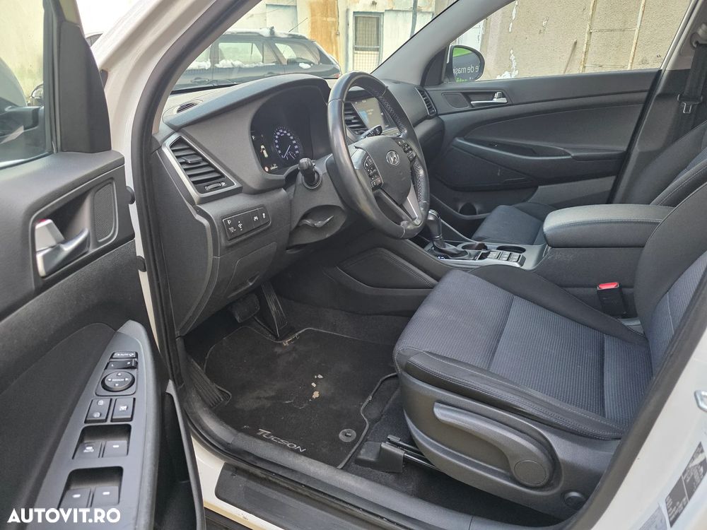 Hyundai Tucson blue 1.6 CRDi 2WD DCT Premium - 9