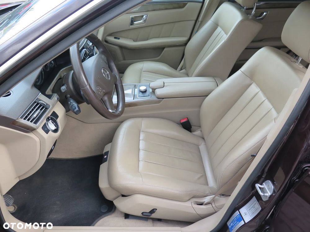 Mercedes-Benz Klasa E 350 CDI BlueEff Elegance - 12