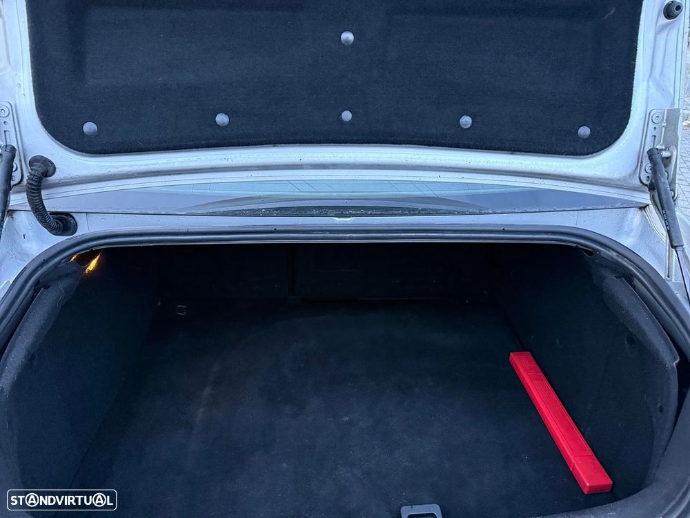 Peugeot 407 1.6 HDi WIP Com - 12