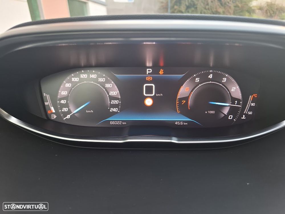 Peugeot 3008 1.2 PureTech Allure EAT8 - 15