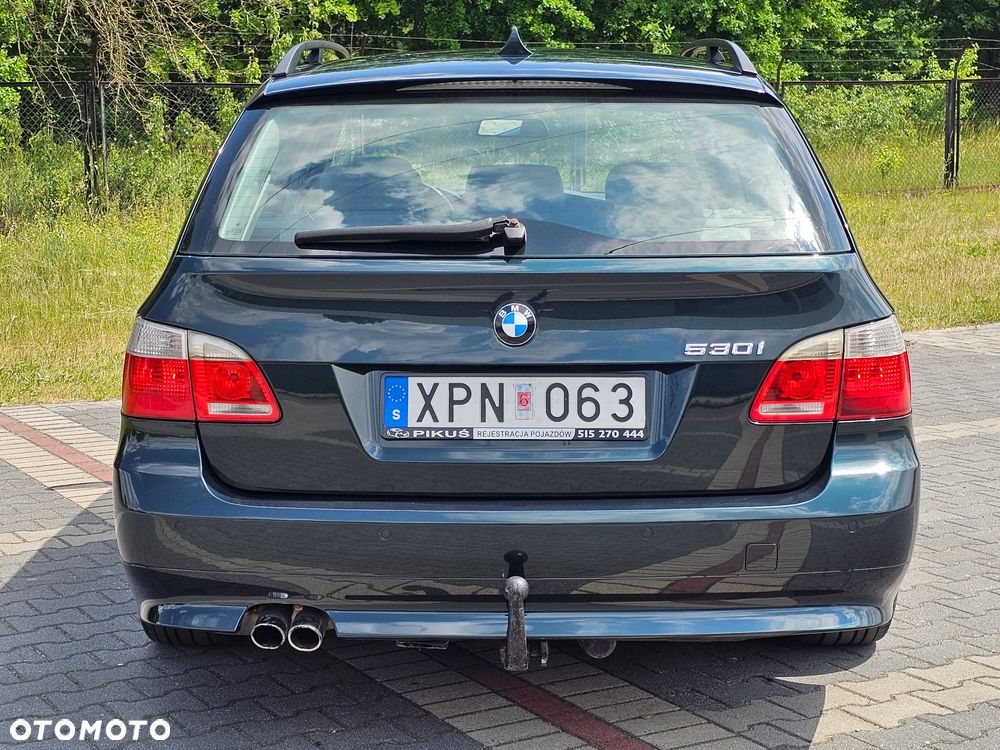 BMW Seria 5 530i - 13