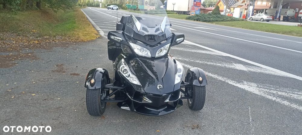 Can-Am Spyder - 1
