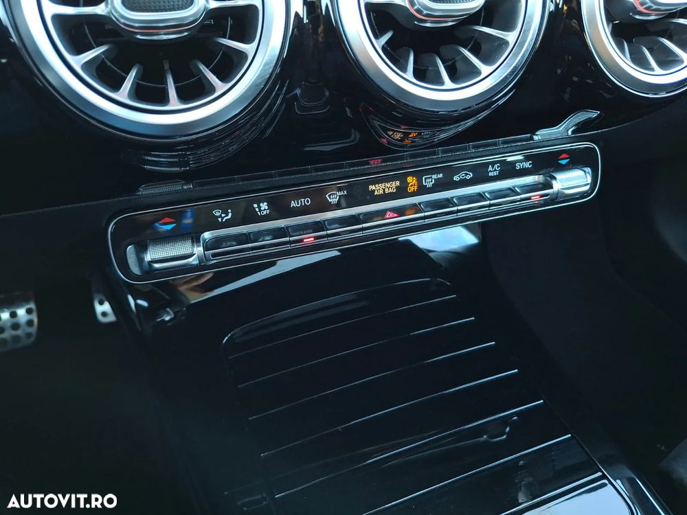 Mercedes-Benz CLA - 31