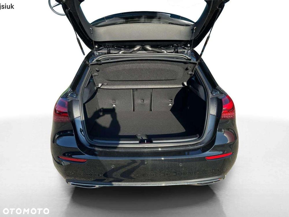 Mercedes-Benz Klasa A 250 e PHEV AMG Line 8G-DCT - 16