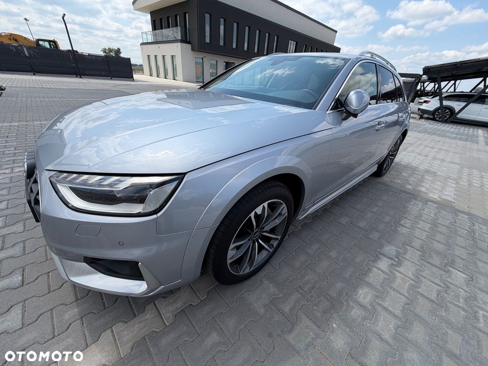 Audi A4 Allroad - 2