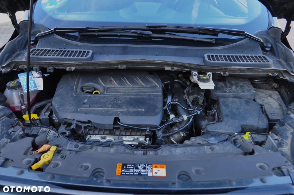 Ford Kuga 1.5 EcoBoost 2x4 ST-Line - 35
