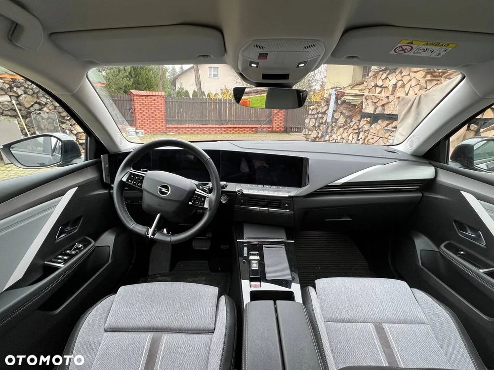 Opel Astra Business Elegance - 11