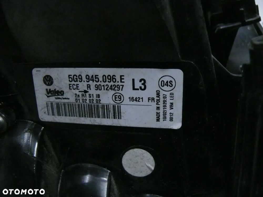 LAMPA TYLNA PRAWA VOLKSWAGEN GOLF VII 7 5G9 2019 LIFT KOMBI LED - 5
