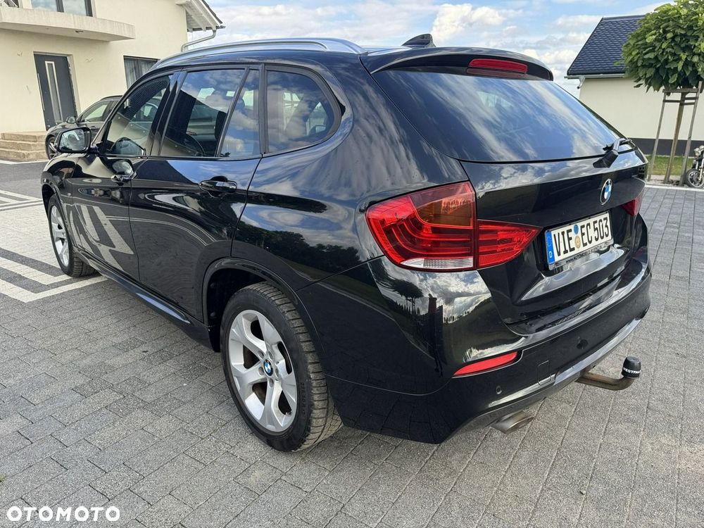 BMW X1 xDrive18d Sport Line - 6