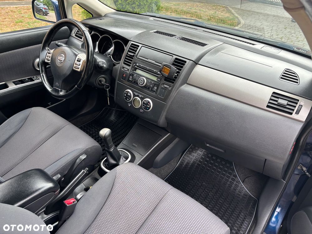 Nissan Tiida - 36