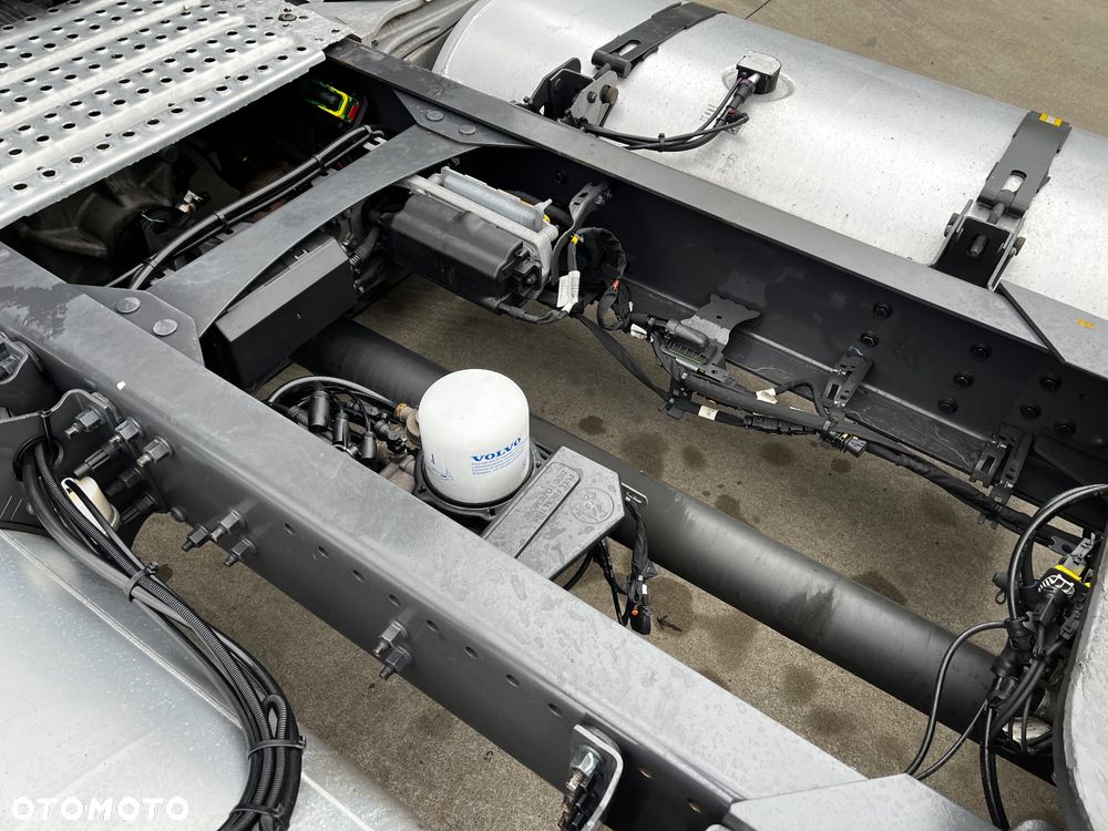 Volvo FH500 // Mega // Zamiana na starszy // 2021 Rok // New Face // Parkclima // Joystick // Serwisowany !!! - 13