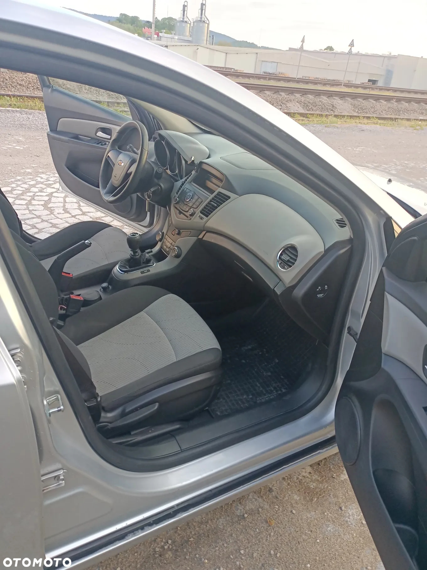 Chevrolet Cruze 1.6 LS - 17