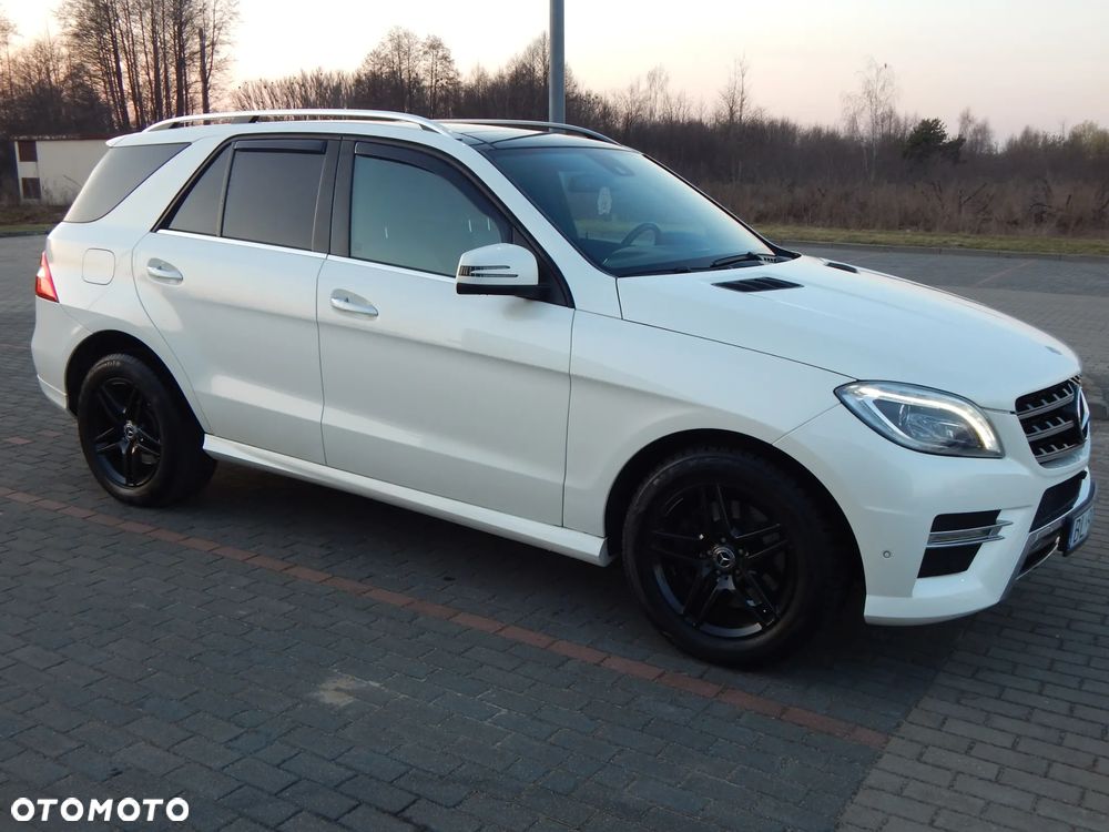 Mercedes-Benz ML 350 BlueTEC 4-Matic - 10
