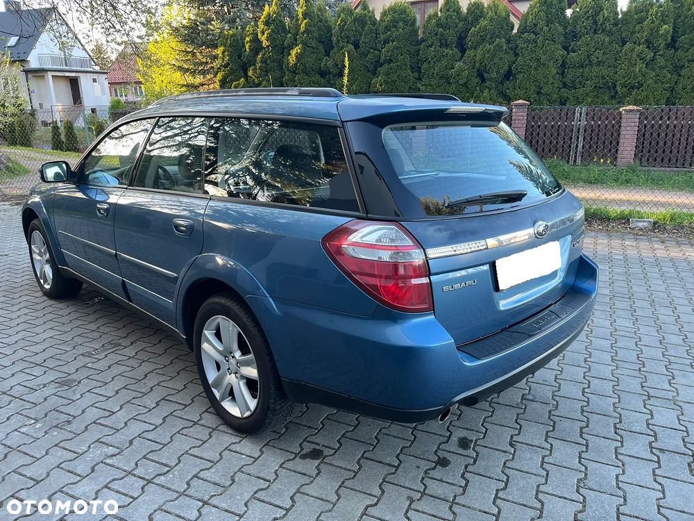 Subaru Outback - 3