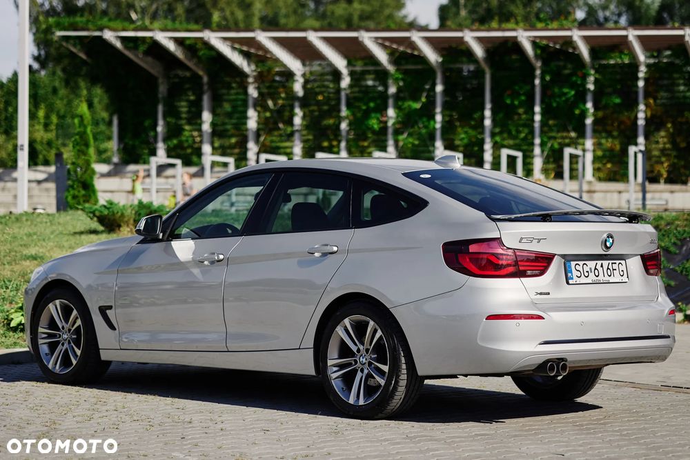 BMW 3GT 320i GPF Sport Line - 10