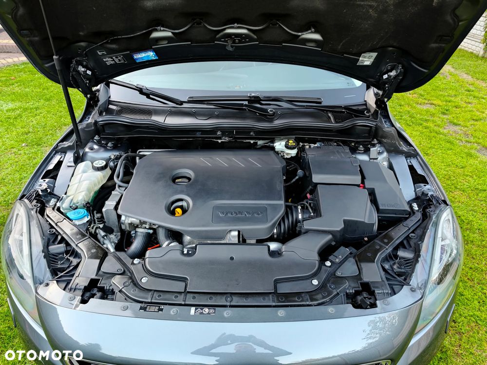 Volvo V40 D2 Momentum - 32