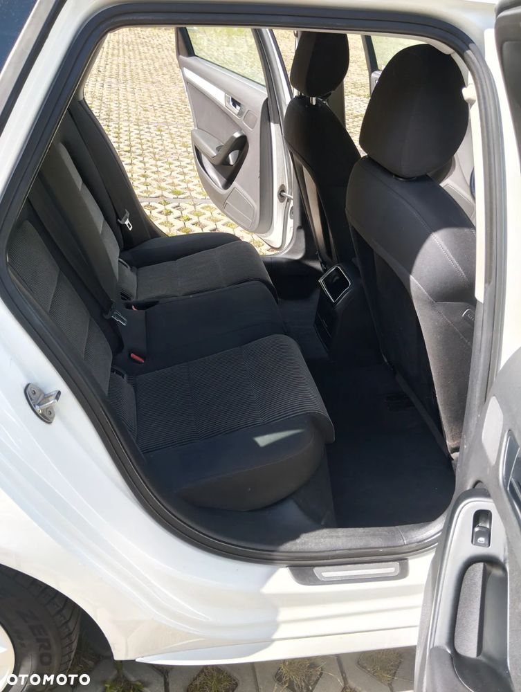 Audi A4 ver-avant-3-0-tdi-dpf-quattro-s-line-sportpaket-plus- - 14