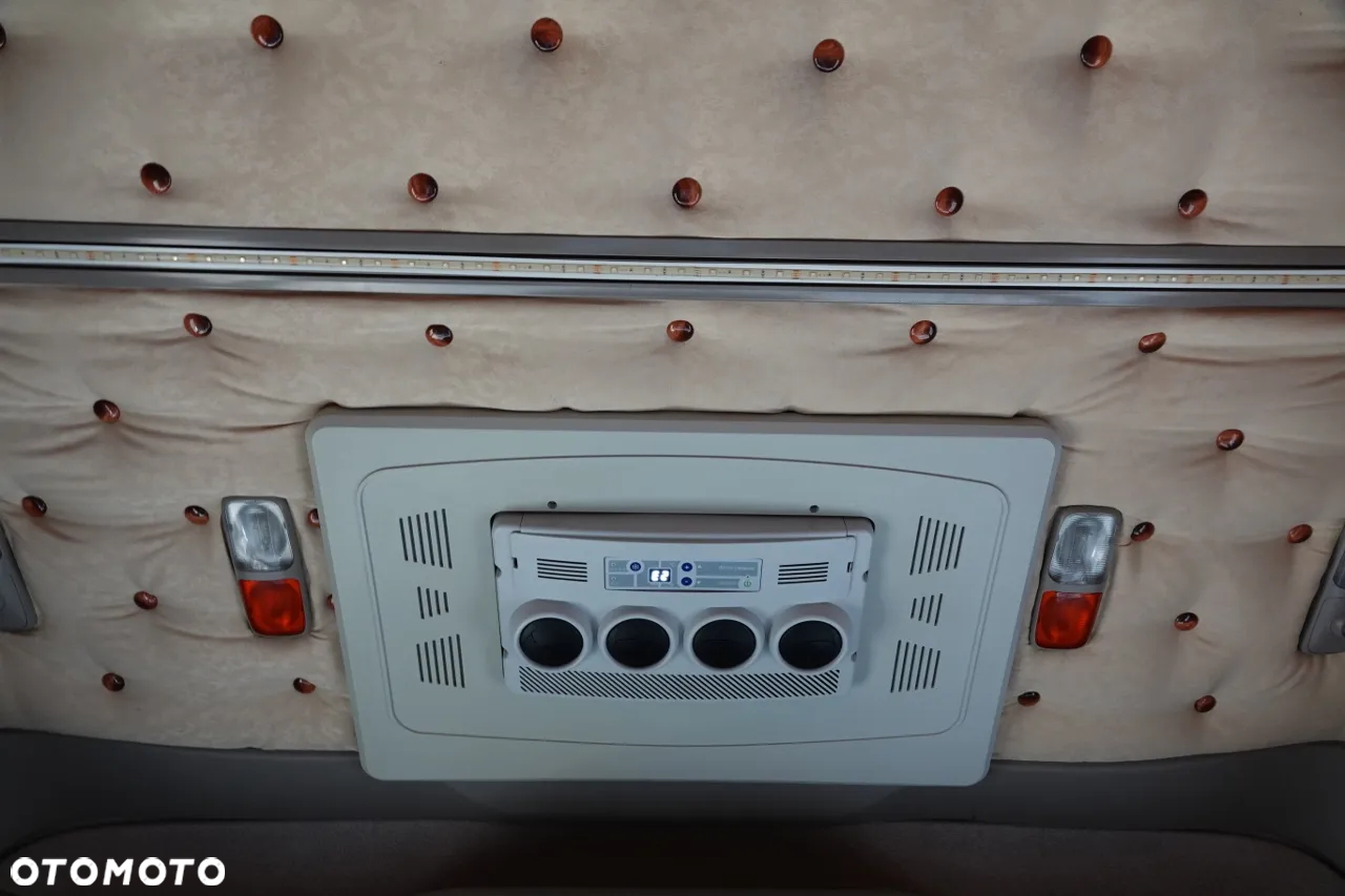 DAF XF 510 / RETARDER / BOGATA WERSJA / DUŻE NAVI / ORUROWANIE / PO ZŁOTYM KONTRAKCIE / INDYVIDUAL / OPONY 100 % - 34