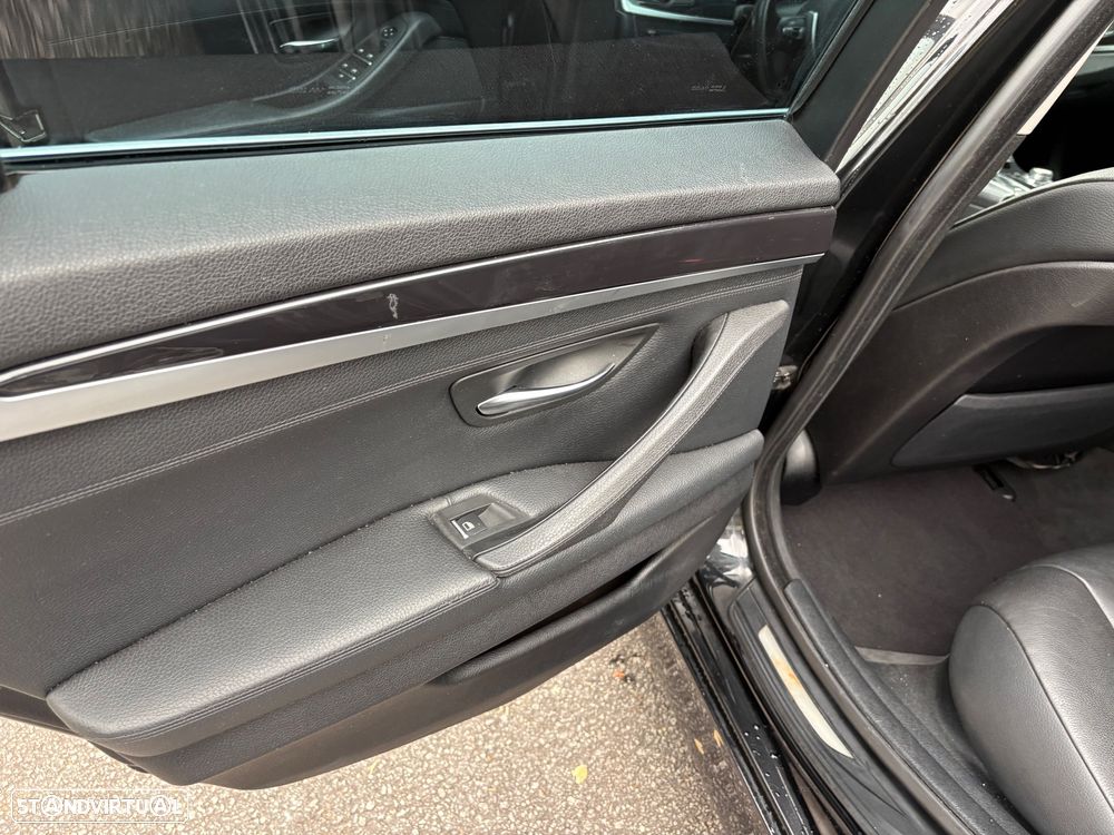 BMW 520 d Line Luxury Auto - 11