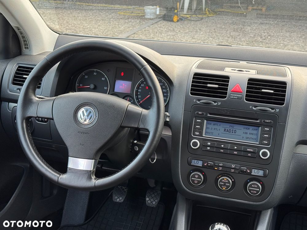 Volkswagen Golf 1.9 TDI Trendline - 24