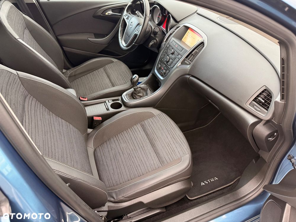 Opel Astra 1.4 Turbo - 21
