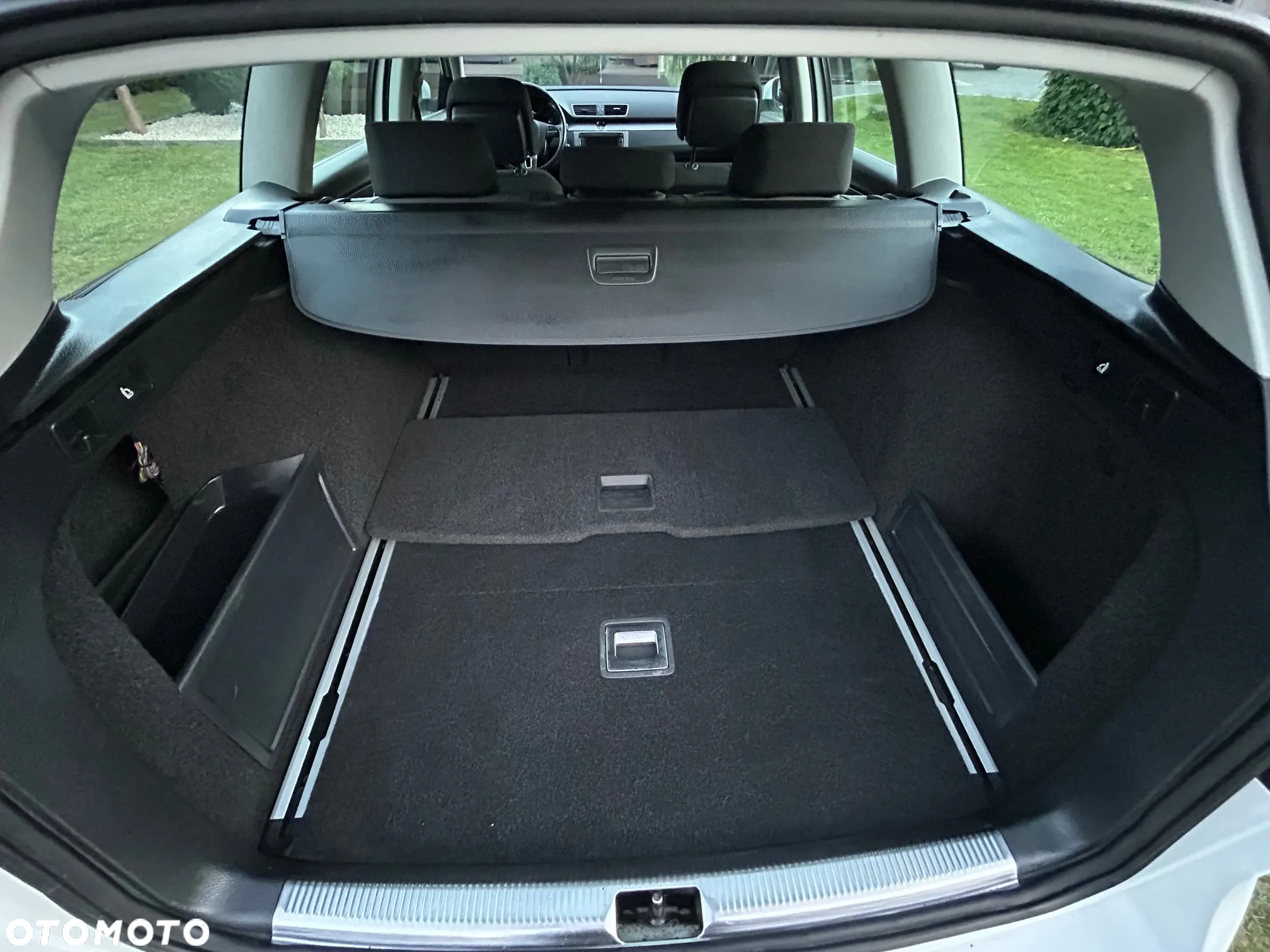 Volkswagen Passat 2.0 TDI Comfortline - 11