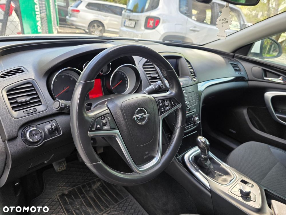 Opel Insignia 2.0 CDTI 4x4 - 12