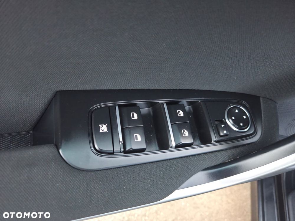 Kia Ceed 1.4 Attract - 18