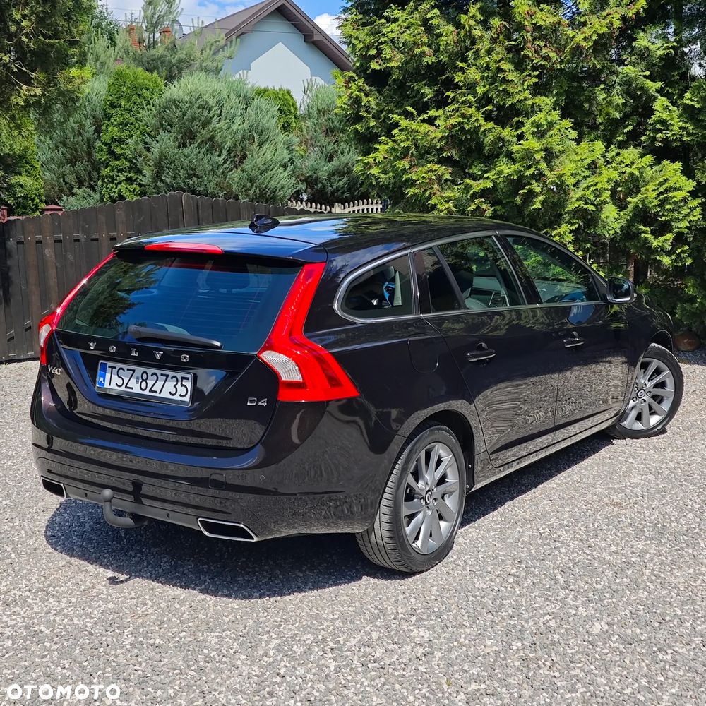 Volvo V60 D4 Momentum - 4