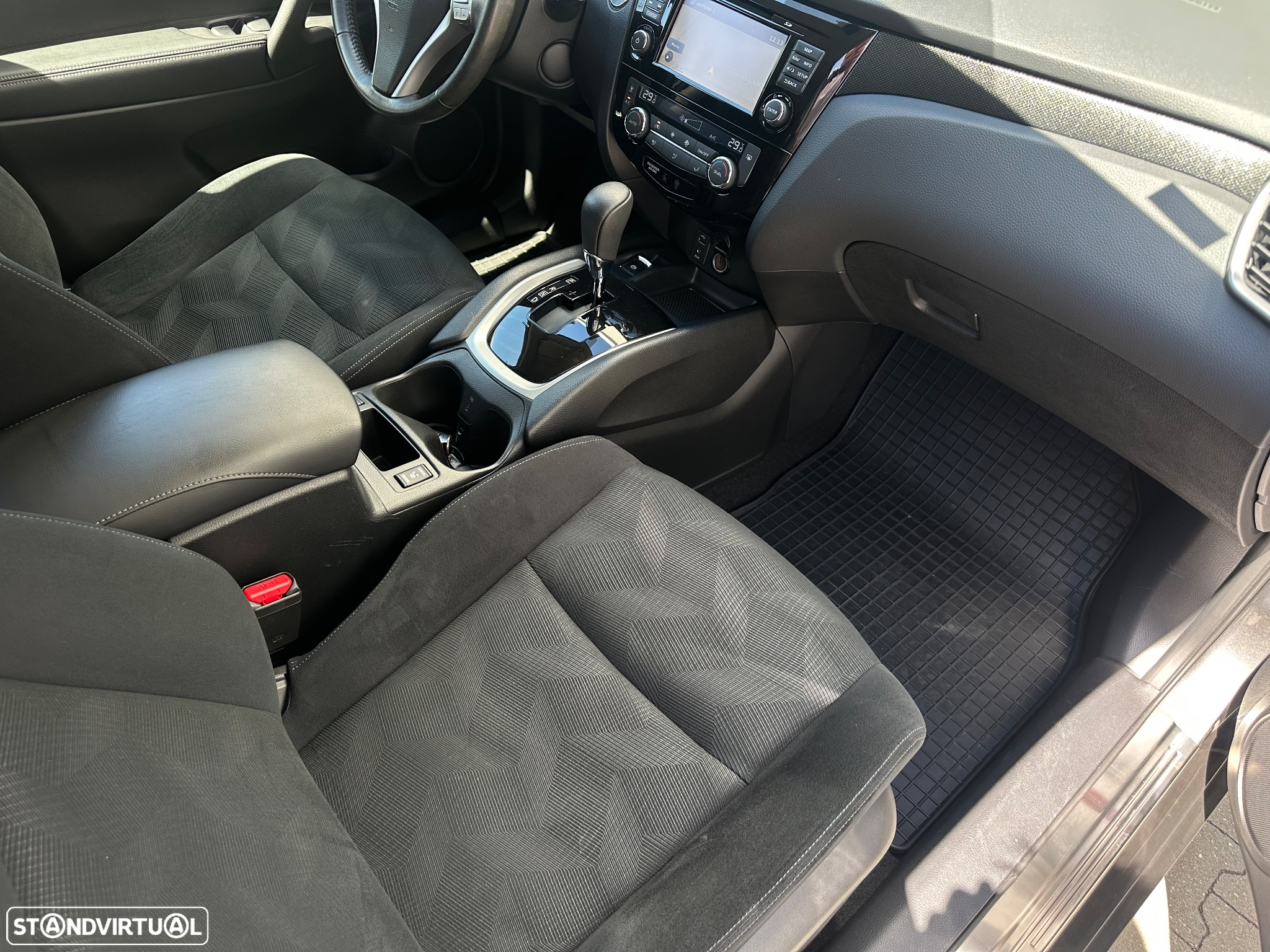 Nissan X-Trail 1.6 dCi Acenta Xtronic - 30