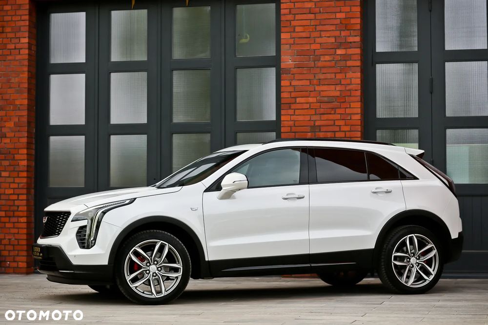 Cadillac XT4 350D AWD Launch Edition Sport - 9