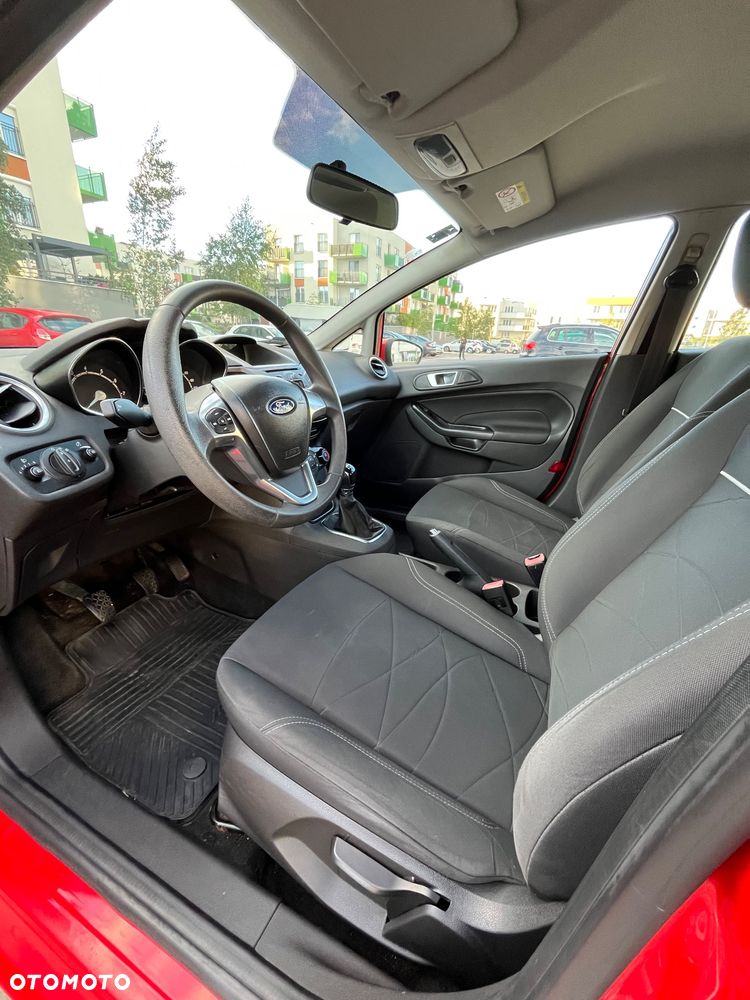 Ford Fiesta 1.25 Titanium X - 26