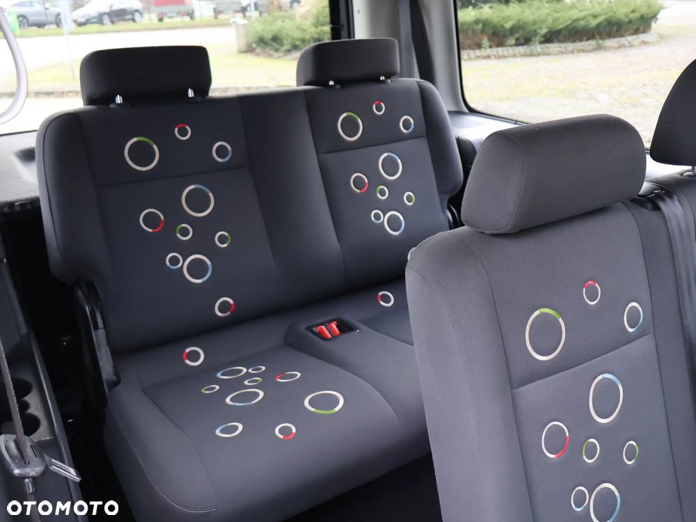 Volkswagen Caddy - 25