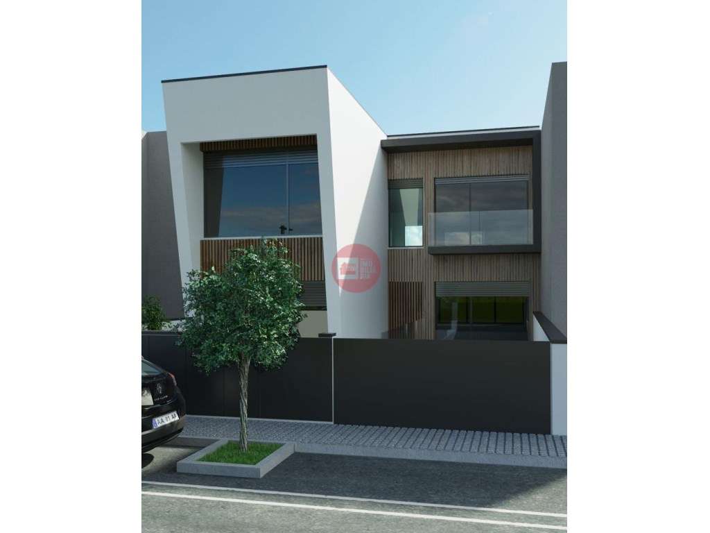 Moradia em Banda T3 - Grande imagem: 2/5