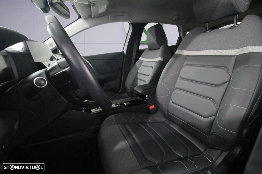 Citroën e-C4 50 kWh Shine - 10