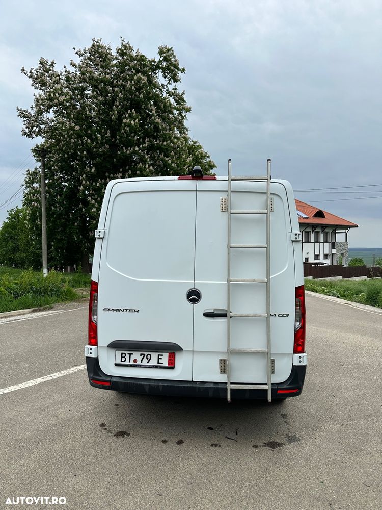 Mercedes-Benz Sprinter - 9