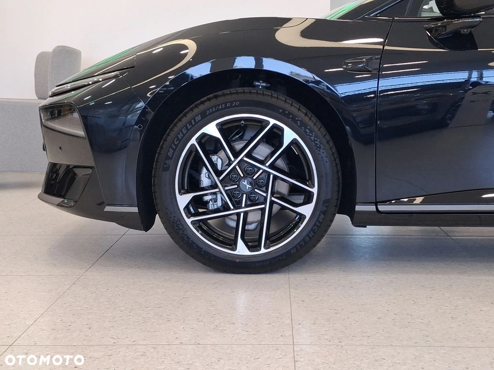 XPeng P7+ 74.9 kWh RWD Long Rage Pro - 16