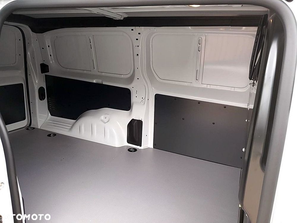 Toyota PROACE - 7