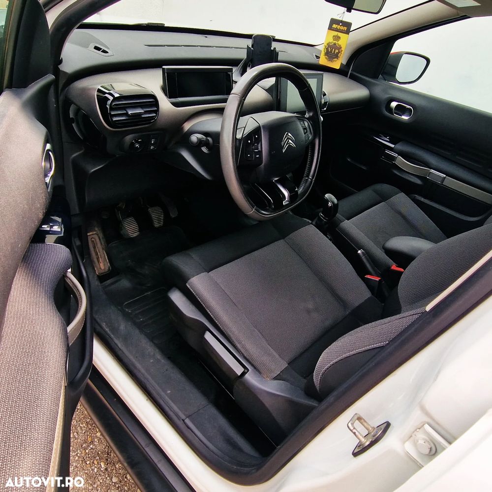 Citroën C4 Cactus - 11