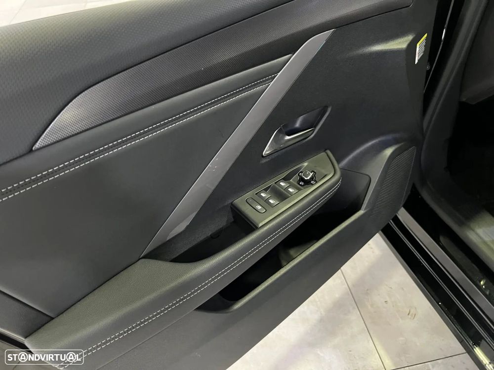 Opel Astra Sports Tourer 1.2 T Hybrid GS eDCT - 34