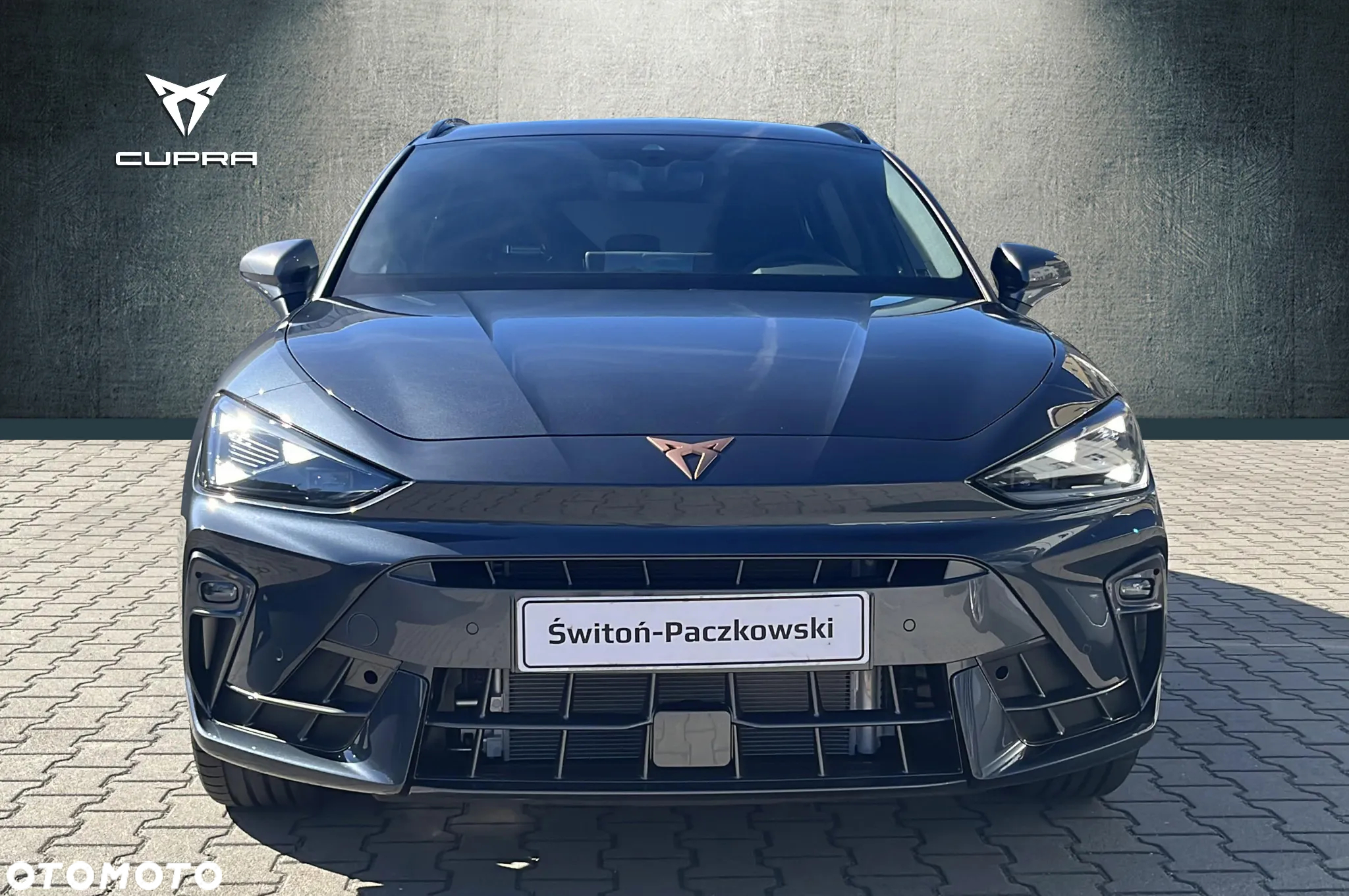 Cupra Leon 2.0 TSI 4Drive DSG - 2
