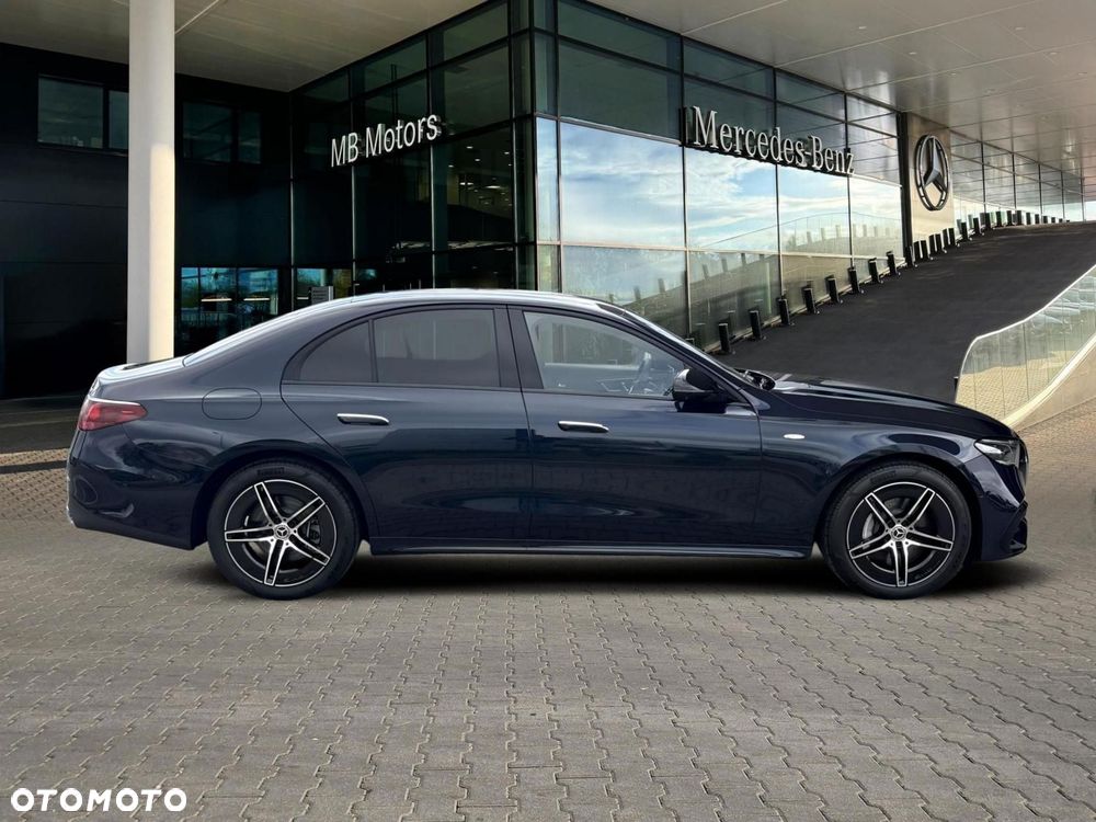 Mercedes-Benz E-Class 2025 photo 3