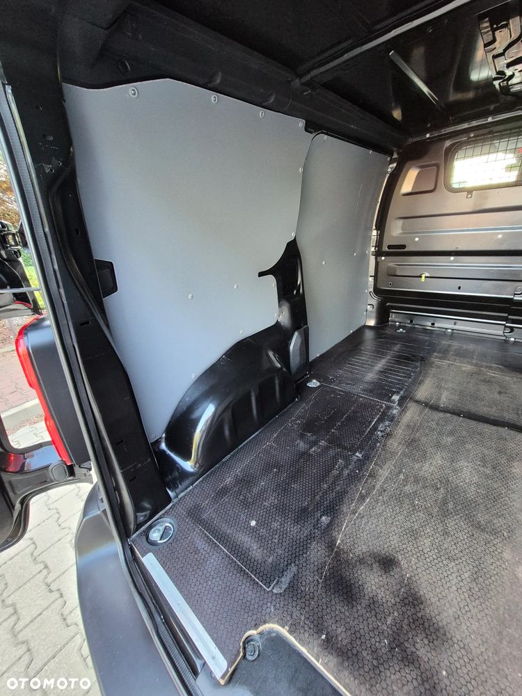 Citroën Jumpy 2.0HDI 180koni At6 2018r Klima Kamera Blis Super stan - 32