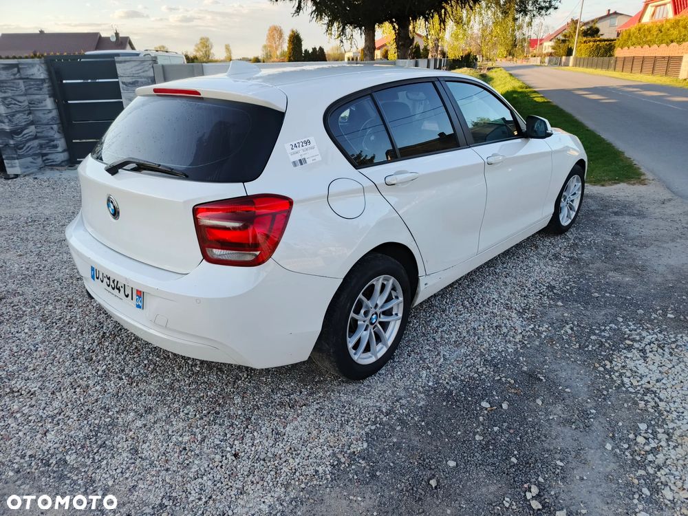 BMW Seria 1 116d Sport Line - 3