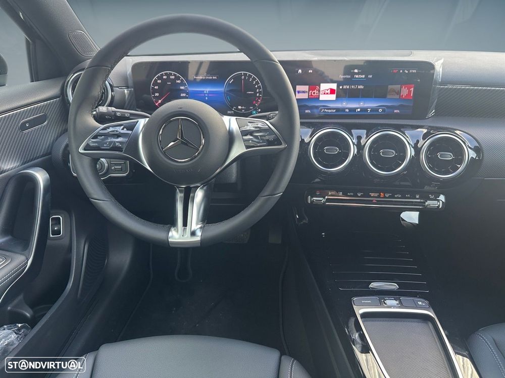 Mercedes-Benz A 250 e - 10