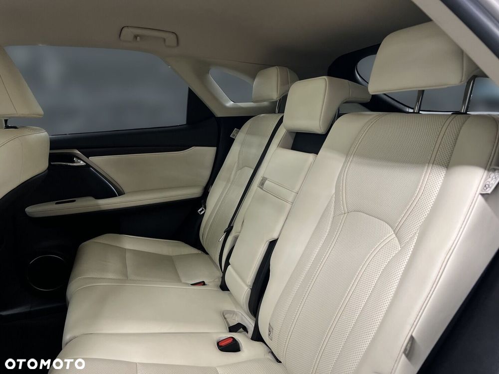 Lexus RX 450h F-Impression - 12