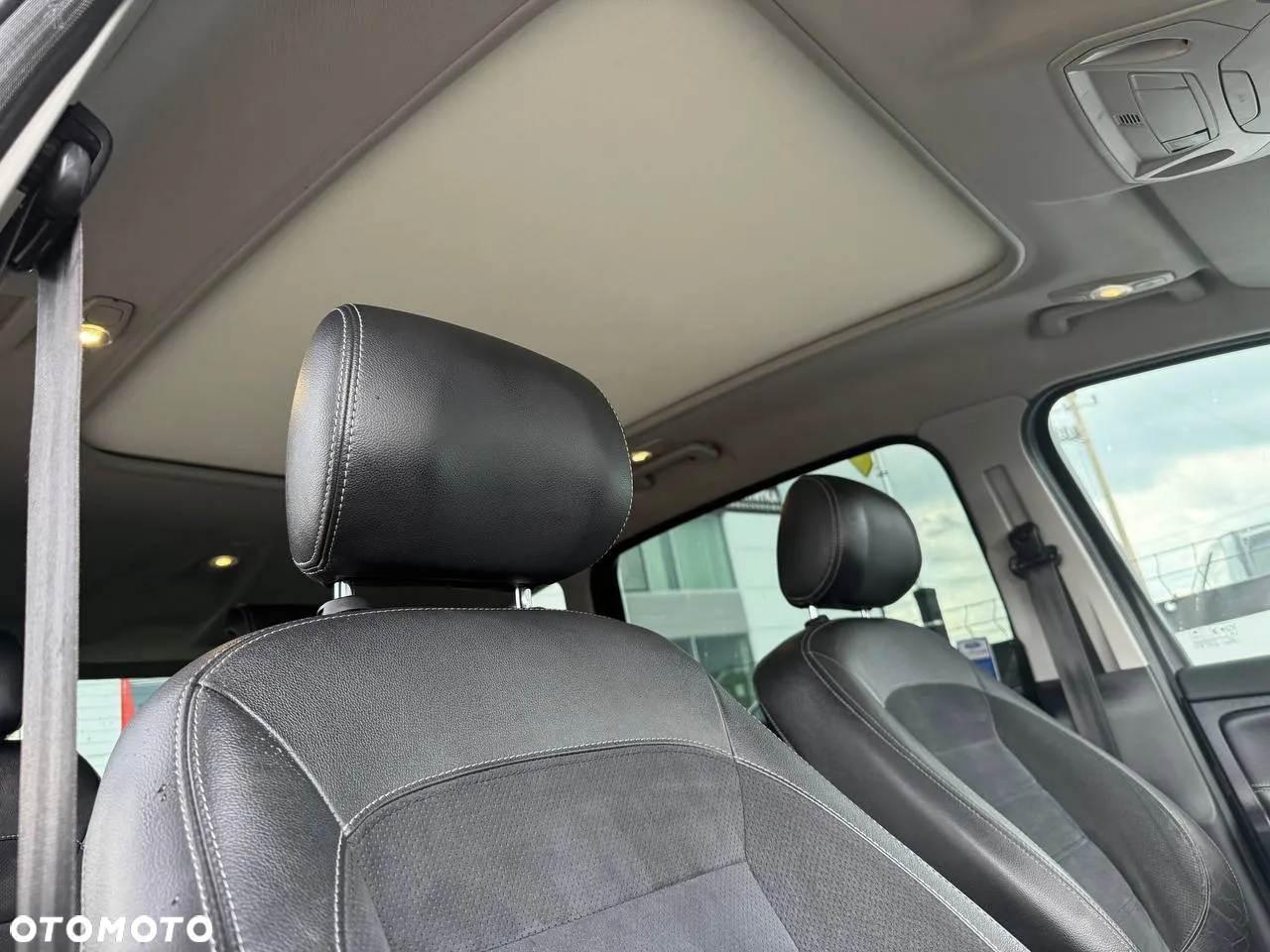Ford S-Max 2.0 TDCi DPF Business Edition - 37
